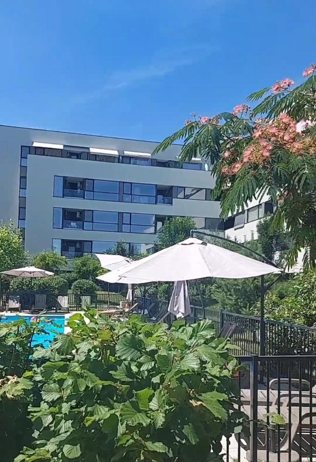 Atria Urban Resort 布加勒斯特 外观 照片